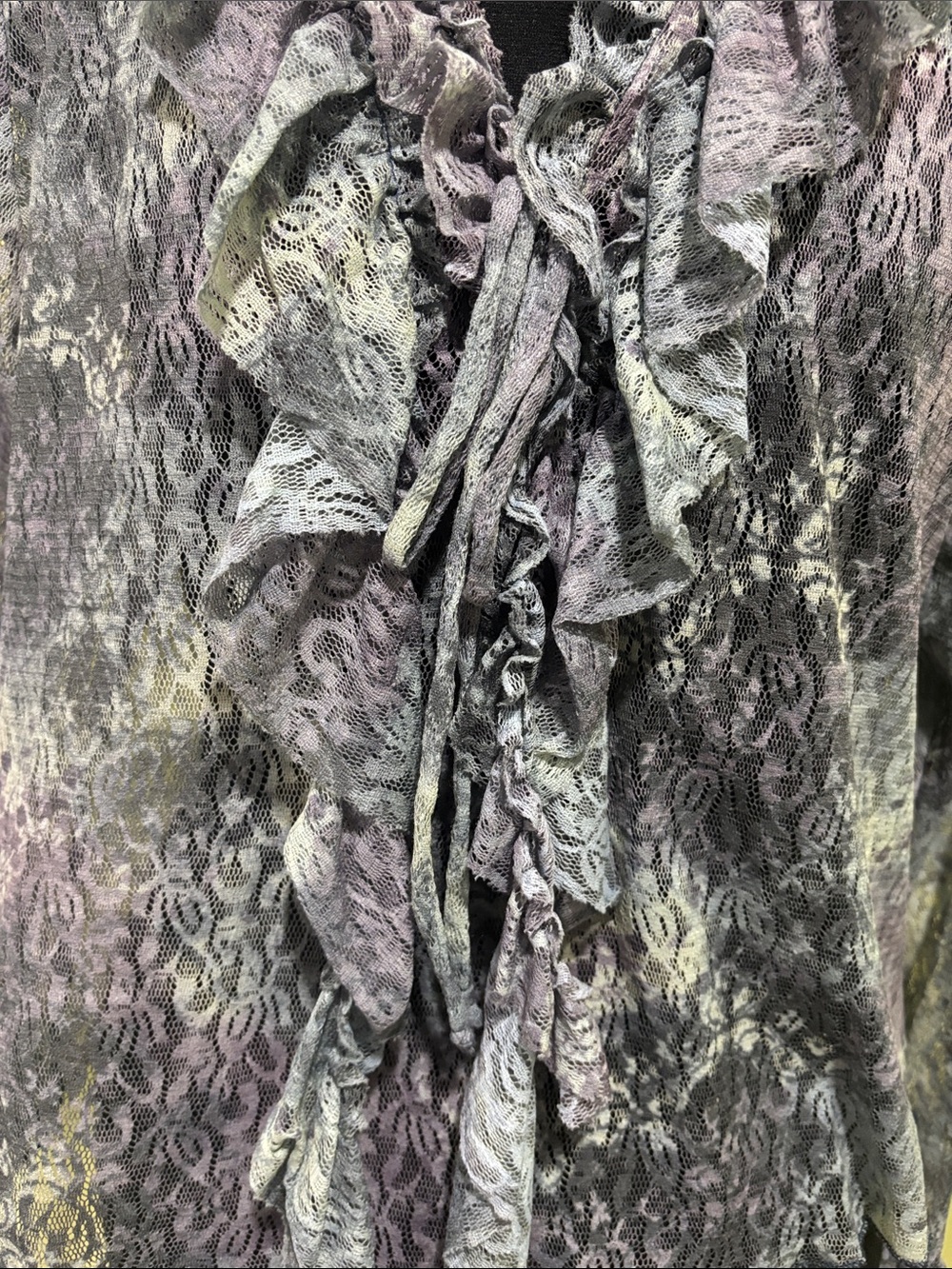 Mix it Stretch Sheer Lace Ruffle Blouse in Blue/Green/Cream - Picture 5 of 7